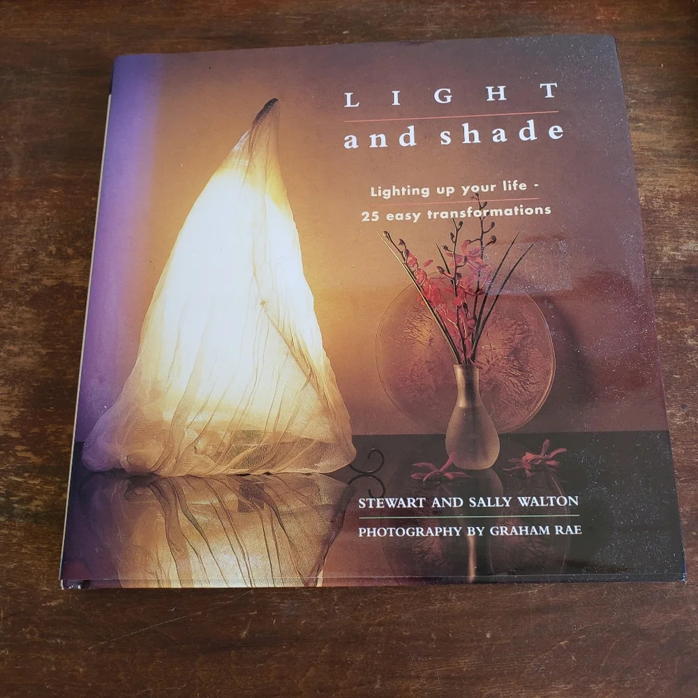 Light and Shade Book - Picture 1 of 6